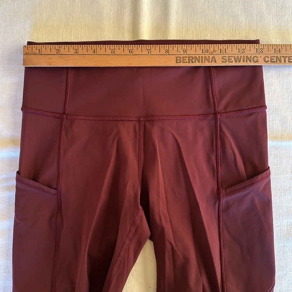 Lululemon Fast And Free Short 10" Cassis 6 - Picture 8 of 11
